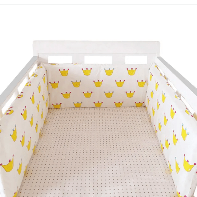 Tour de lit bébé couronnes