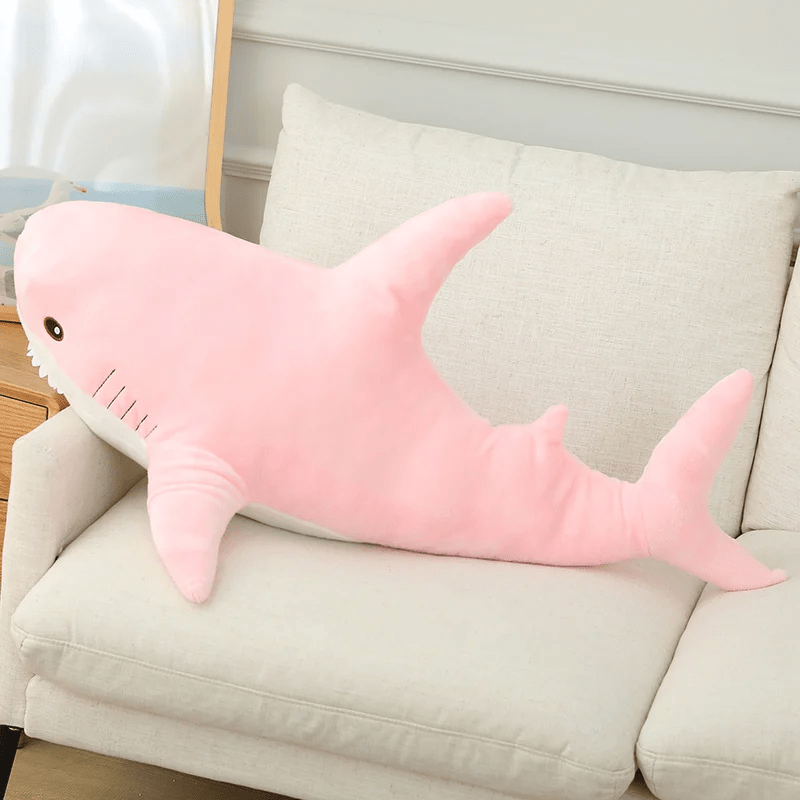 Peluche requin rose