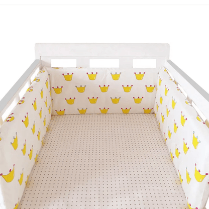 Tour de lit bébé couronnes