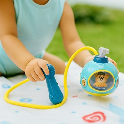 Jouet baignoire bebe concu pour les petites mains