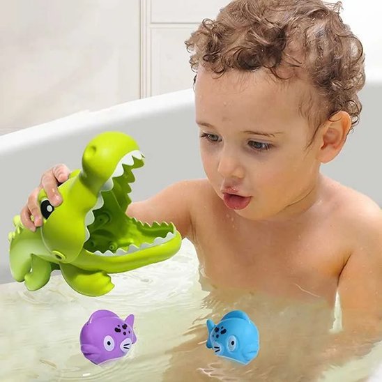 Jouet de bain capte l'attention des enfants