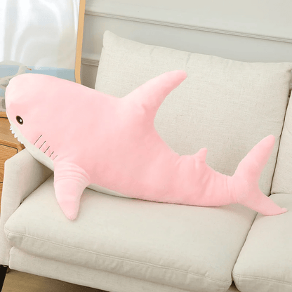 Peluche requin rose